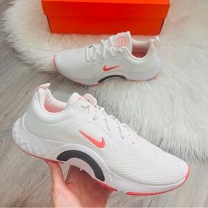 NWT Nike Renew In-Season Tr 11 Women’s Shoes